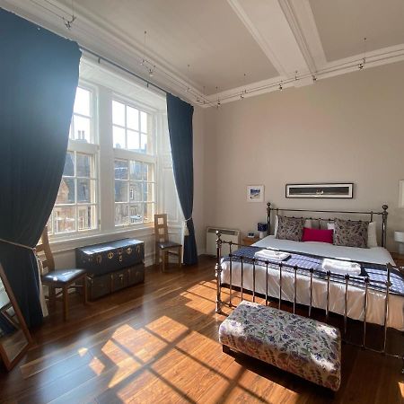 Royal Mile Mansions By Edinburgh City Apartments Bagian luar foto