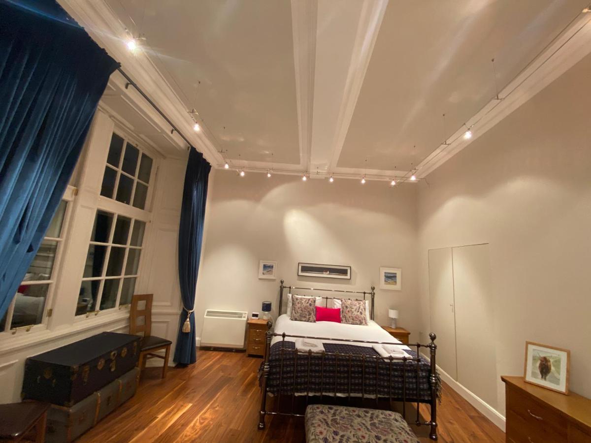 Royal Mile Mansions By Edinburgh City Apartments Bagian luar foto